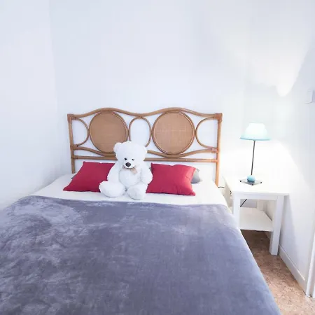 Pour 4 Pers Avec Balcon Et Parking Pres De - Fr-1-296-223 Saint-Lary-Soulan